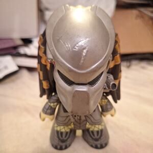 Predator Titans Vinyl Figure AVP 2015 Loot Crate Exclusive Alien vs. Predator